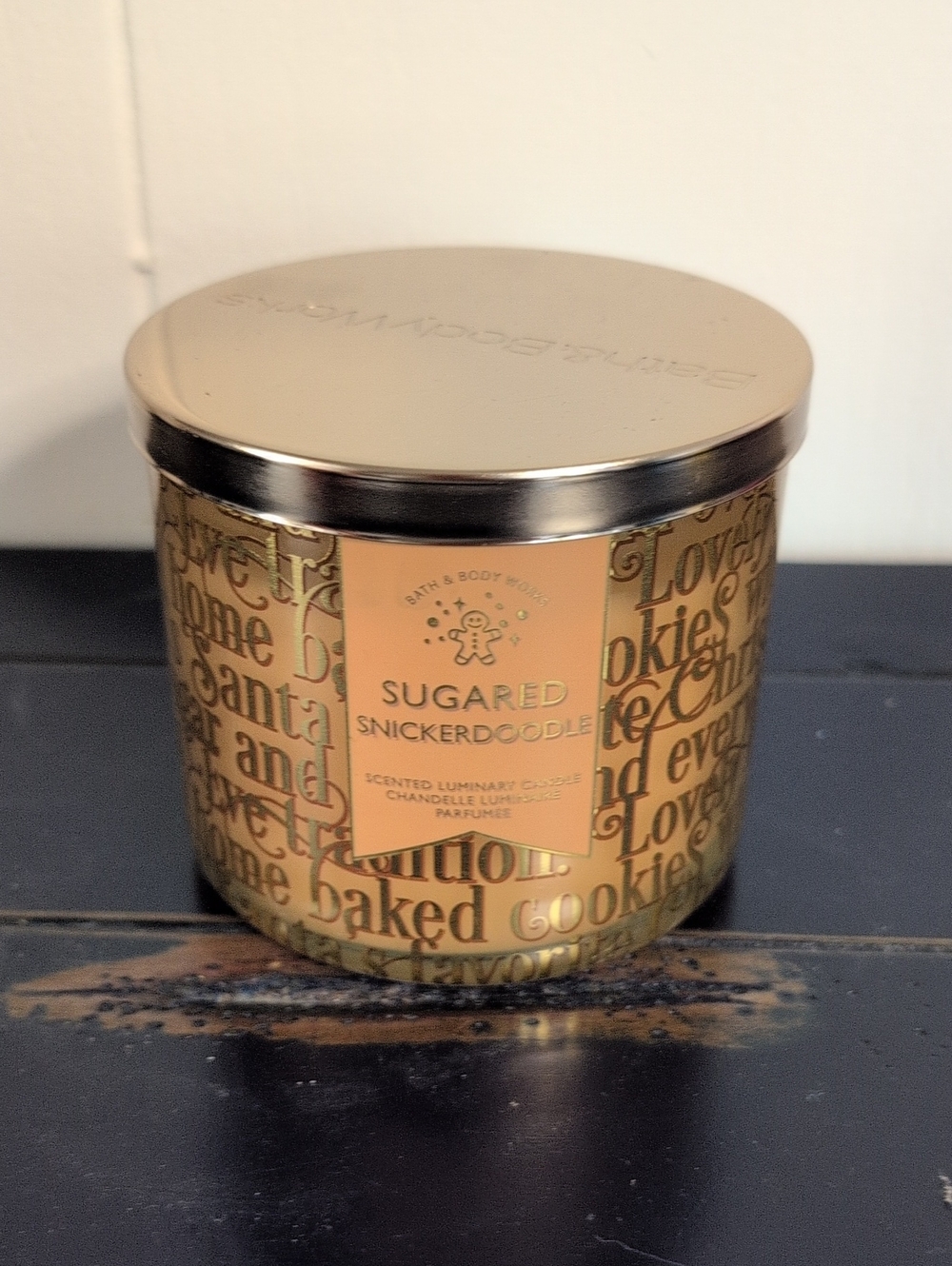 BATH & BODY WORKS 3 WICK CANDLE SUGARED SNICKERDOODLE